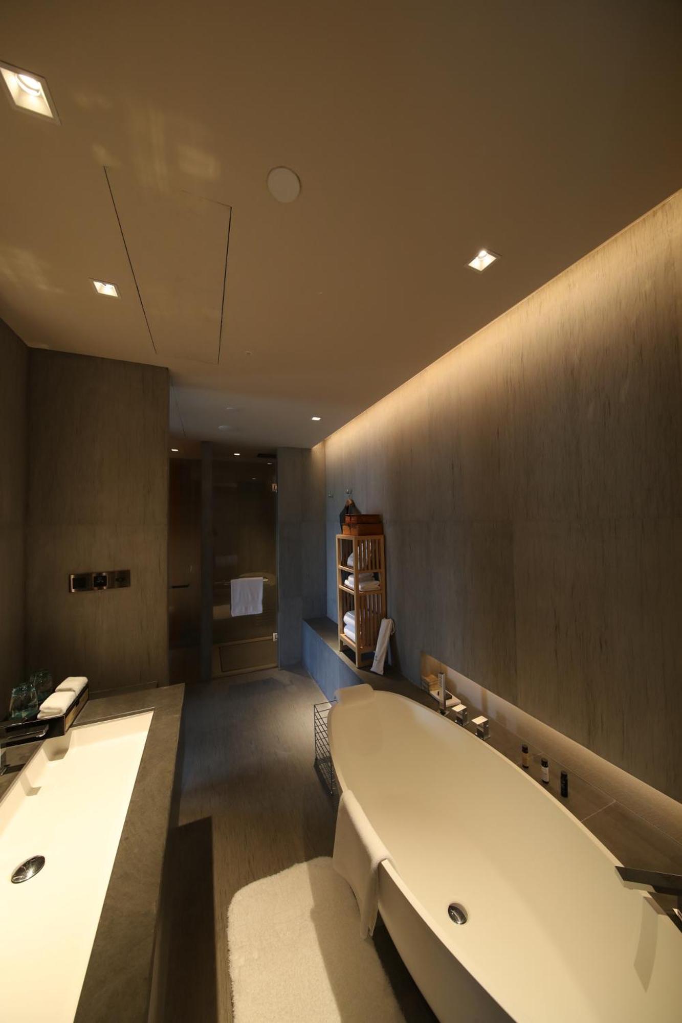 Joyze Hotel Xiamen, Curio Collection By Hilton מראה חיצוני תמונה