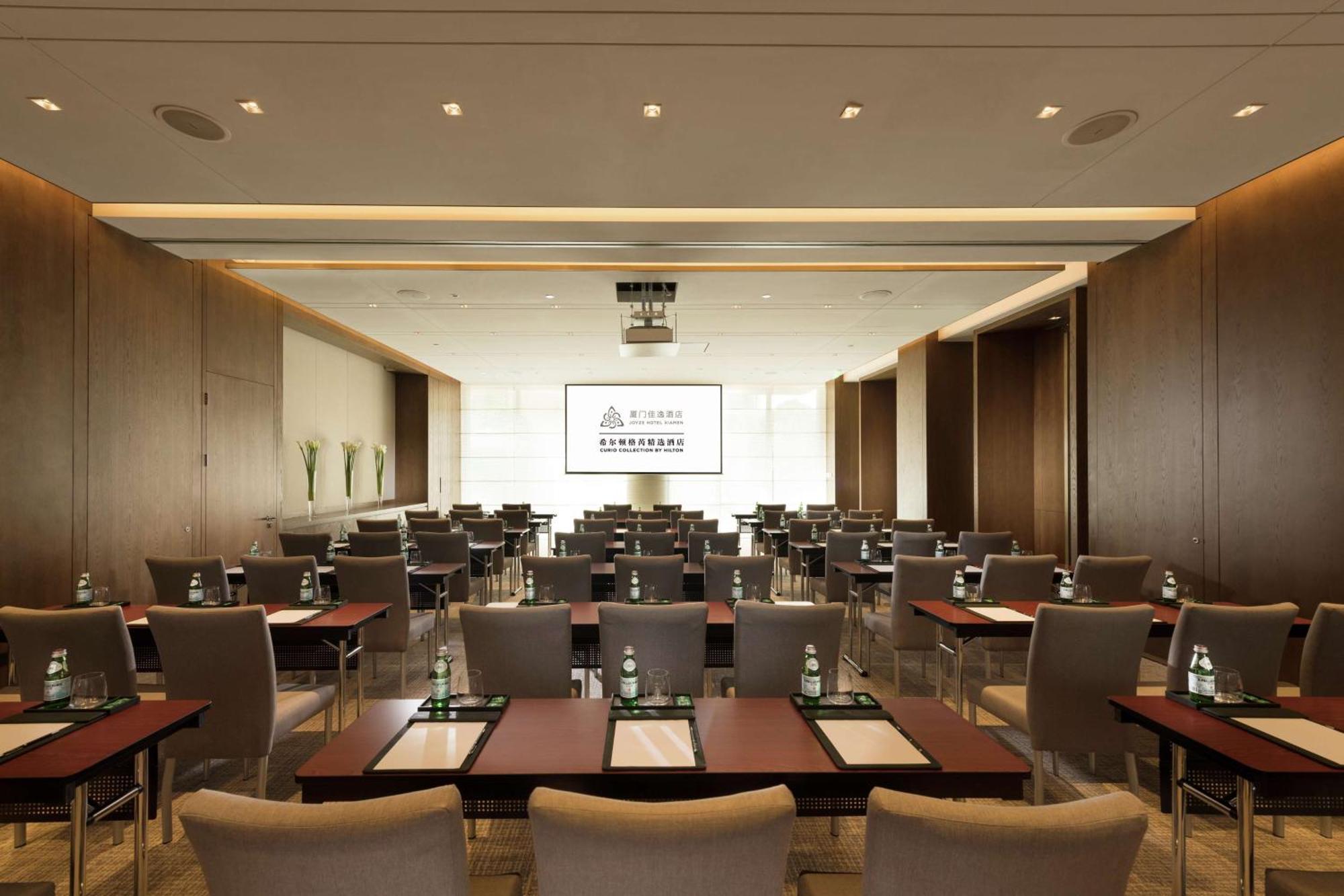 Joyze Hotel Xiamen, Curio Collection By Hilton מראה חיצוני תמונה